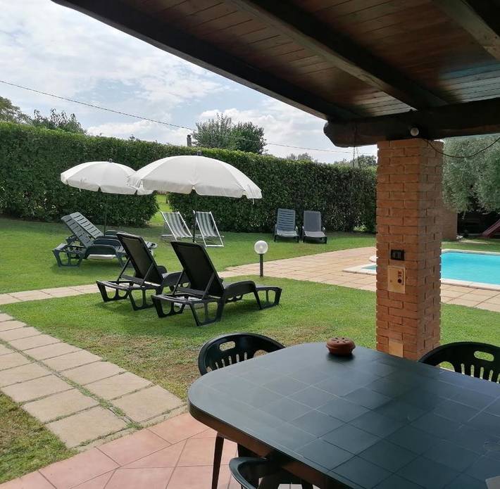 Privatzimmer für 3 Personen, mit Balkon und Garten sowie Kinderpool und Pool in Fara in Sabina - 4