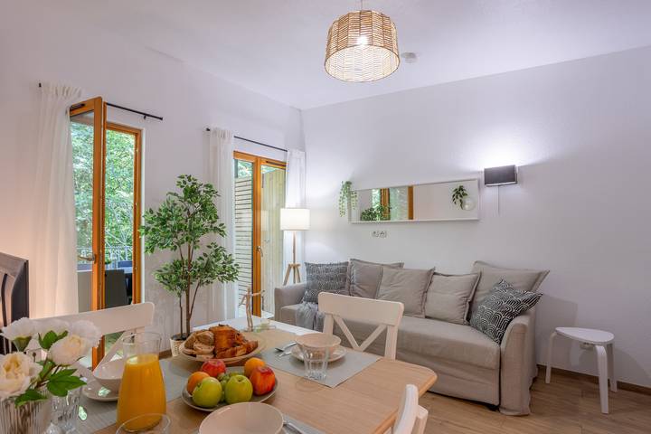 Location de vacances pour 4 personnes, avec terrasse dans Lac du Val-Joly - 2