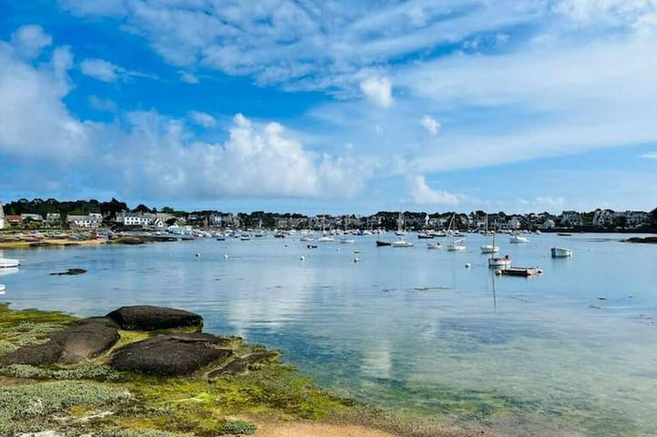 Maison de vacances pour 10 personnes, avec balcon ainsi que jardin et jacuzzi à Trégastel