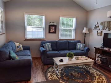 Log Cabin for 2 Guests in Oklahoma, USA, Picture 3