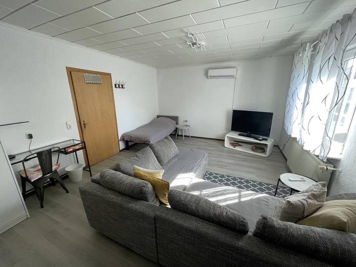 Ferienwohnung für 3 Personen, mit Terrasse in Rheinebene