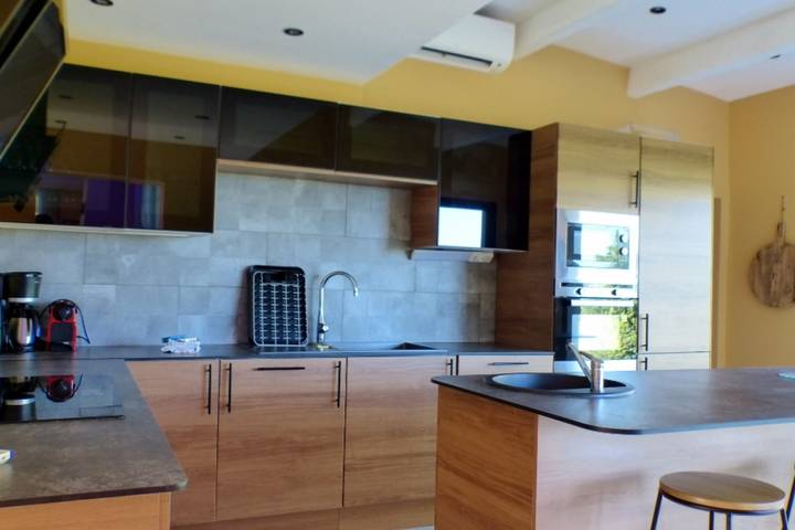 Sunny house with garden and private pool in Ollioules, Mittelmeerküste (Frankreich)