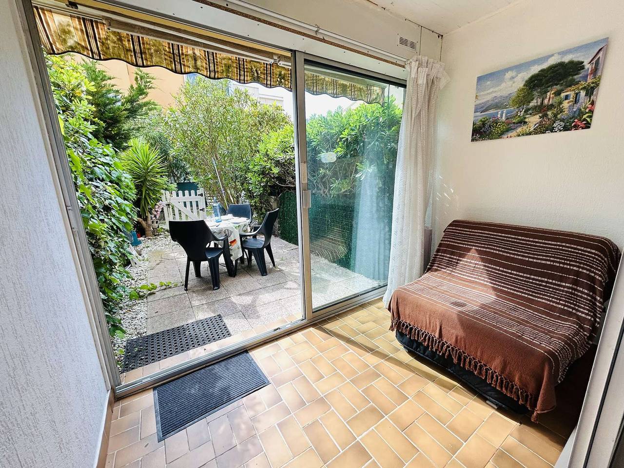 Appartement entier, Studio confortable près de la plage avec parking privatif in Cap d'Agde, Agde