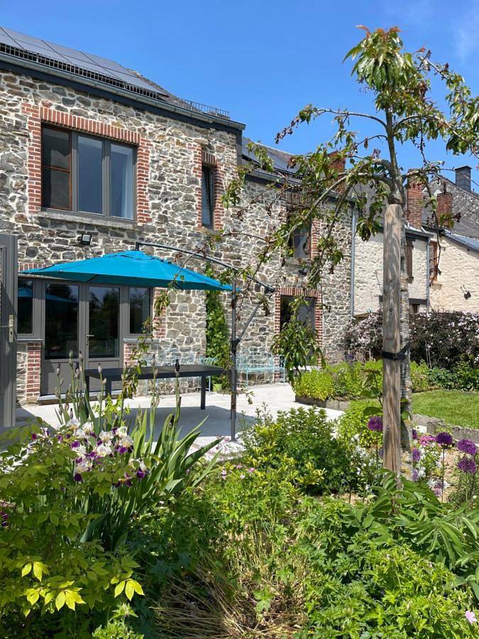 Location de vacances pour 13 personnes, avec jardin ainsi que vue et bassin pour enfant, animaux acceptés à Beauraing - 3