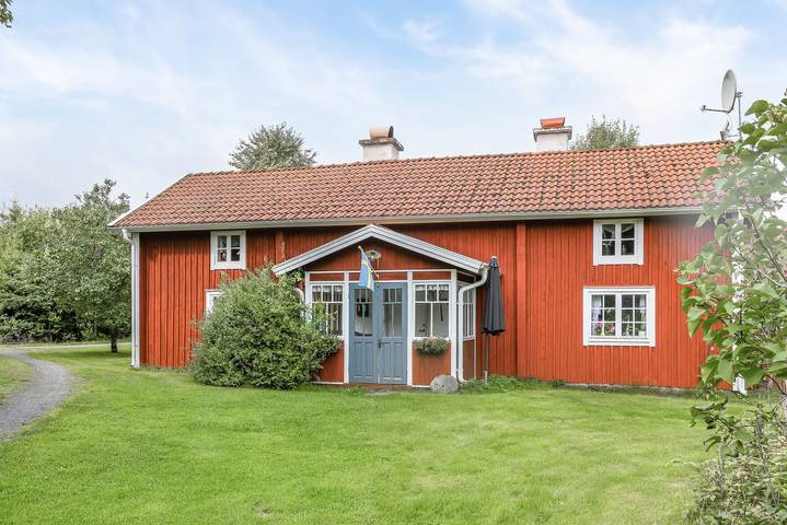 Ferienhaus für 7 Personen, mit Terrasse und Garten sowie Sauna in Ljungby