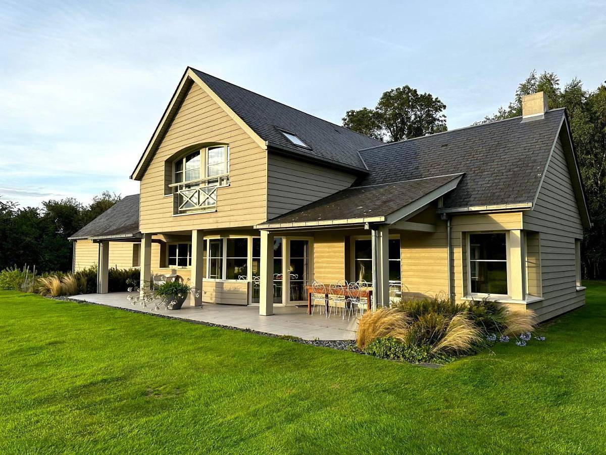 Holiday Home in Sully, Région de Bayeux
