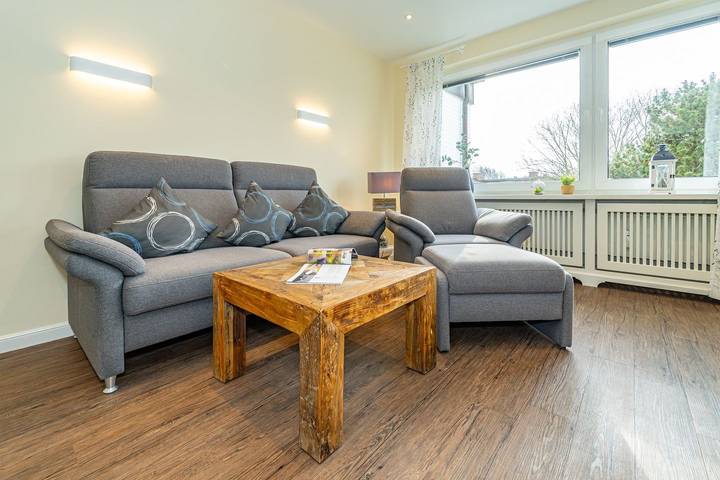 Ganze Wohnung, Ruhig gelegene 3-Zimmer-Ferienwohnung in Alt-Westerland mit Südbalkon. in Westerland, Sylt (Gemeinde)