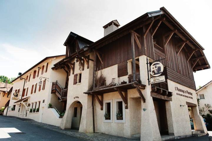 Hôtel pour 2 personnes, avec terrasse et jardin, animaux acceptés