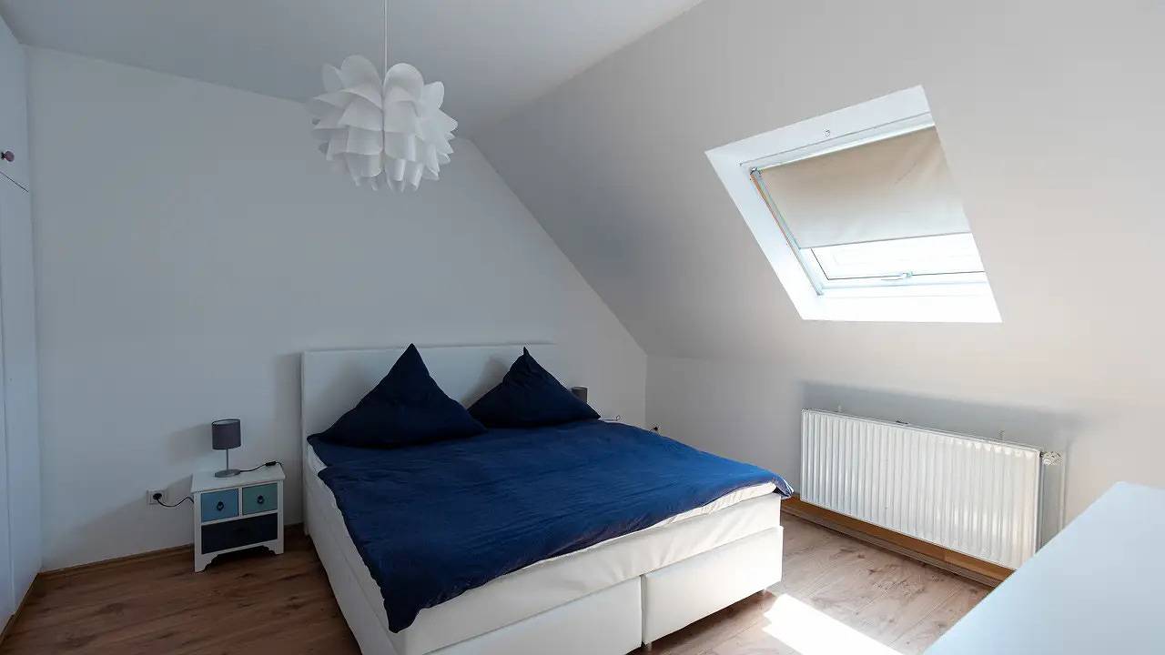 Ganze Ferienwohnung, Ferienwohnung für 8 Personen (102 m²) in Rödental in Rödental, Oberes Maintal - Coburger Land