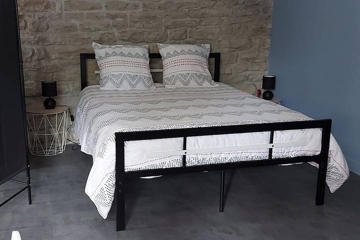Gîte pour 3 personnes, avec jardin à Arbois (homonymie) - 2