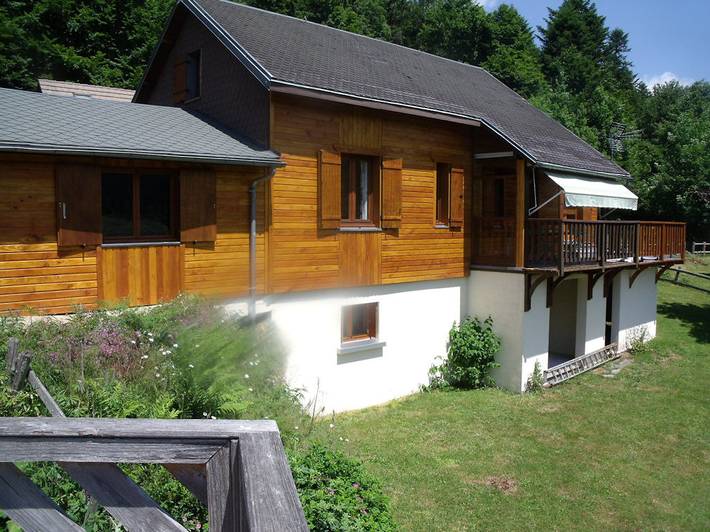 Chalet pour 10 personnes, avec jardin et terrasse dans Le Lioran - 2