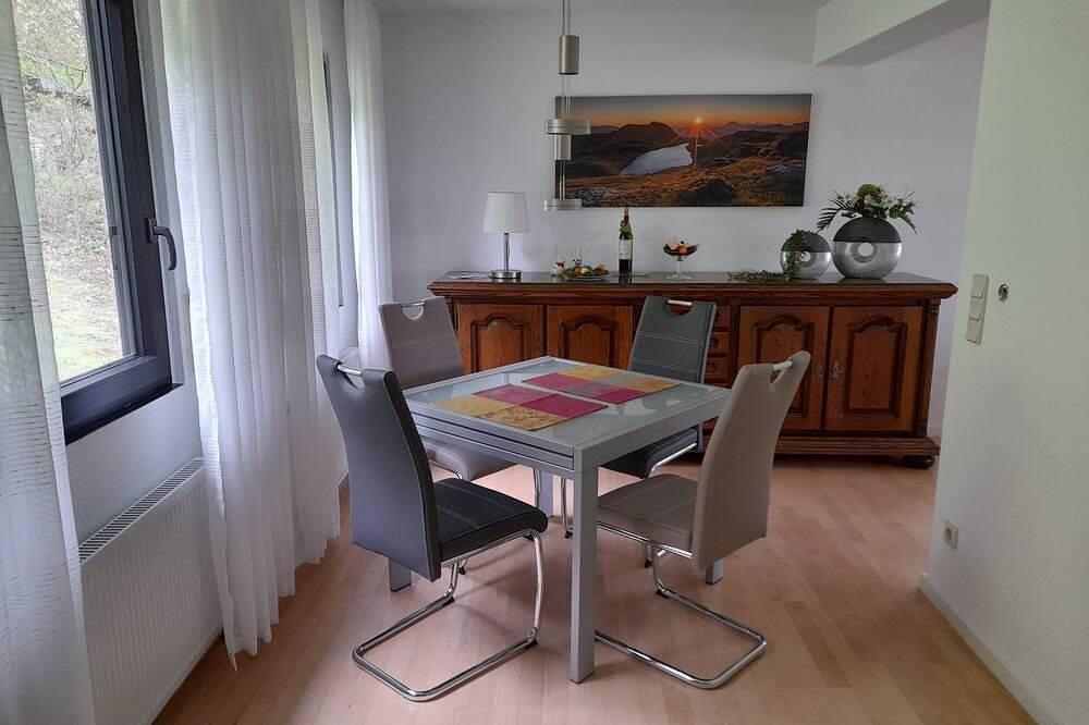 Haus am See mit Aussen-und Innenkamin Sorpesee (Sauerland) in Sundern, Sorpesee
