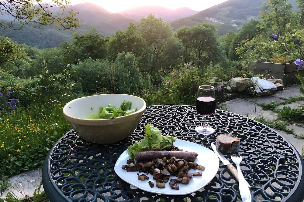 Maison de fontale, en montagne avec vue à couper souffle in Aleu, Parc naturel régional des Pyrénées ariégeoises