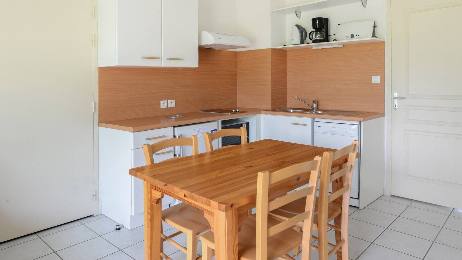 Appartement entier, Appartement de vacances pour 4 personnes avec piscine in Rivières, Région d'Albi