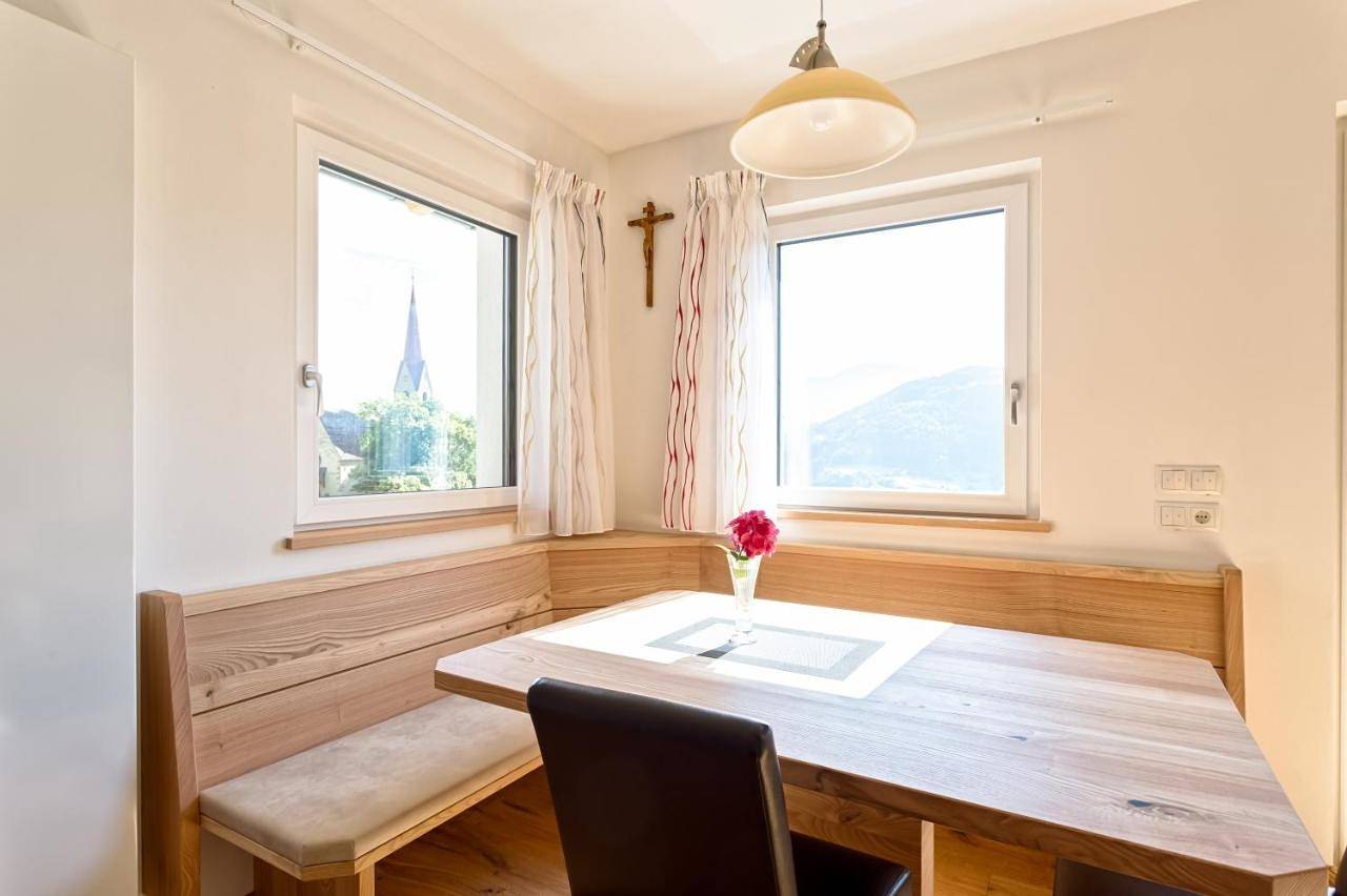 Ganze Wohnung, Apartment with Balcony in Saubach (Barbian), Barbian