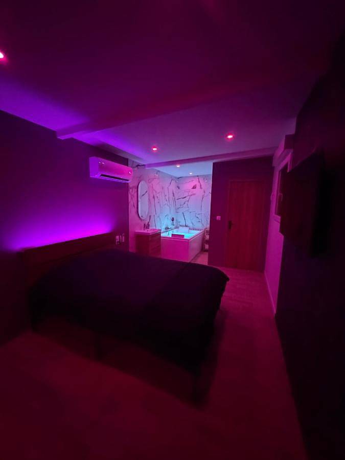 Gîte pour 2 personnes, avec jacuzzi dans Jezainville - 2