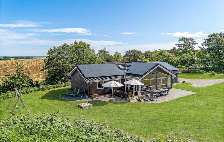 Ferienhaus für 12 Personen mit Sauna in Skødshoved, Knebel