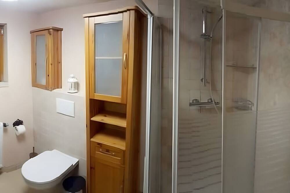 Ganze Wohnung, Apartment „1 Zimmer Rhumeblümchen“ mit Wlan in Rüdershausen, Harzvorland