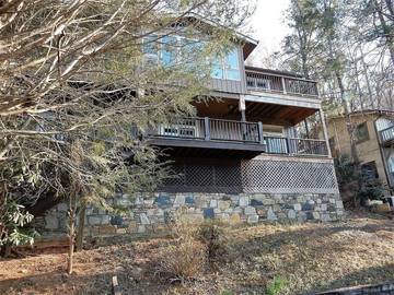 Log Cabin for 8 Guests in Rutherford County, Picture 3