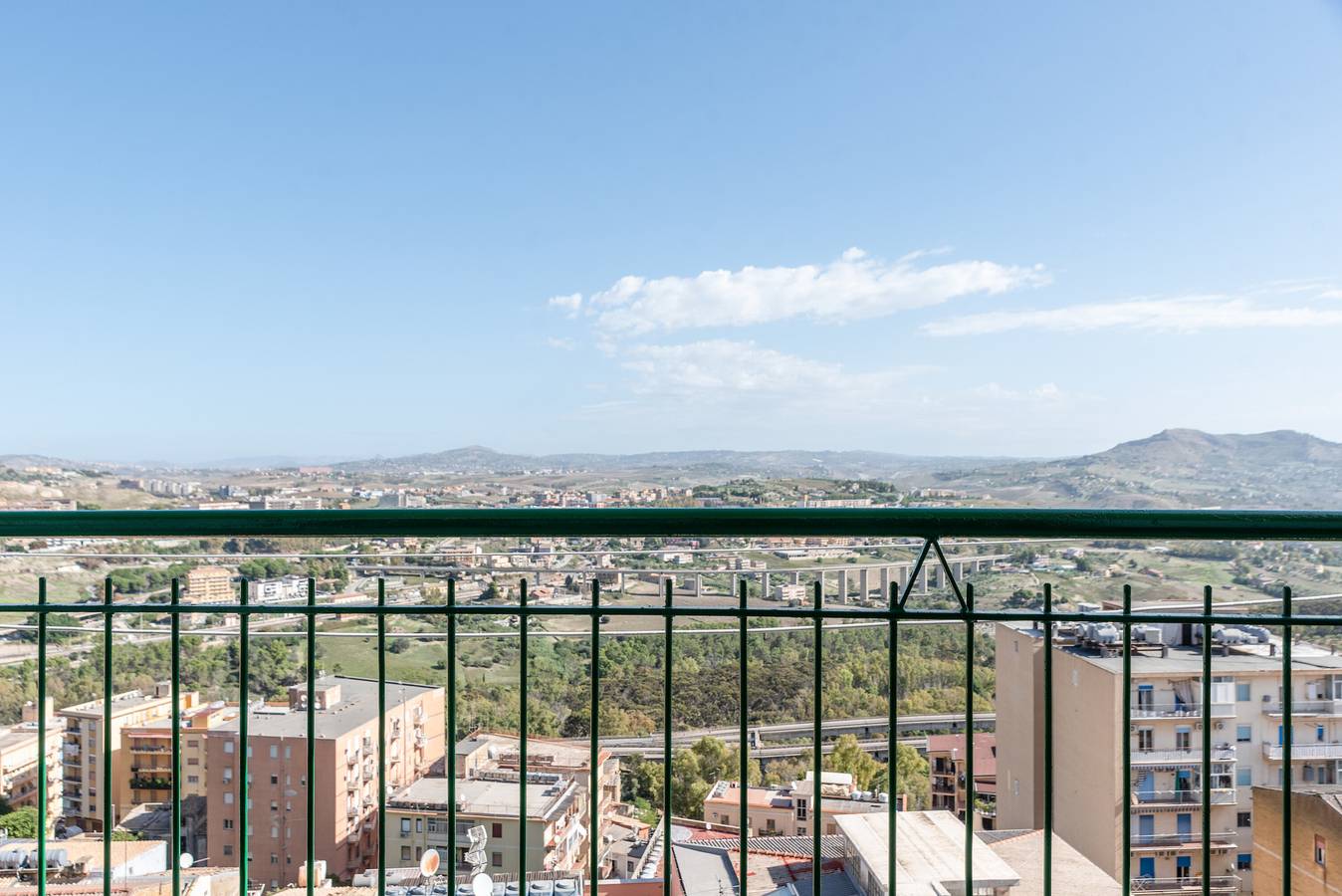 Camera 'Stanza Seme' con balcone, Wi-Fi e aria condizionata in Agrigento, Provincia di Agrigento