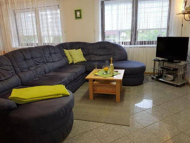 Ferienwohnung für 18 Personen, mit Terrasse in Fischbachtal - 2
