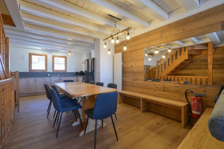 Gîte pour 14 personnes, avec sauna ainsi que balcon et jacuzzi, animaux acceptés dans Belle Plagne - 4