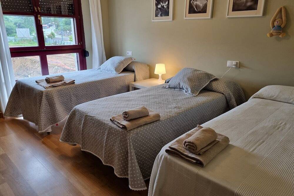 Appartement entier, 13A01 Apartamento con garaje y terraza in Ribadesella, Côte Cantabrique