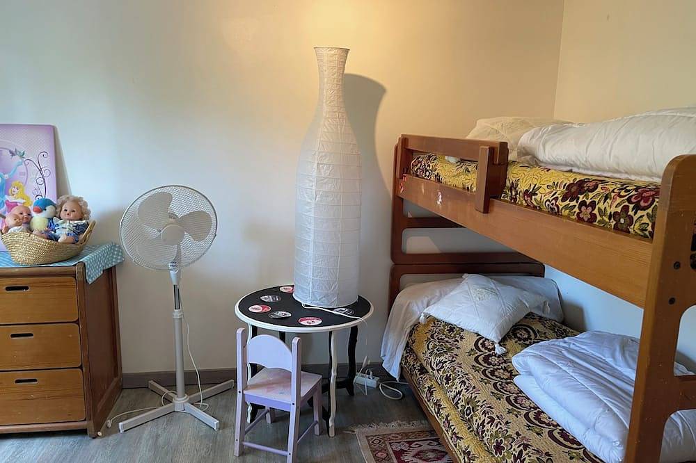 Listed house 5 min walk from beach and shops in Jard-sur-Mer, Vendée