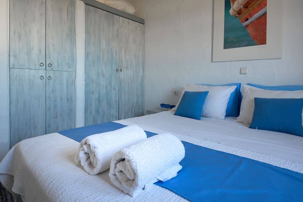 Appartement entier, Superbe maison / appartement de 2 chambres avec vue sur la mer à Drios, près de Golden Beach in Paros