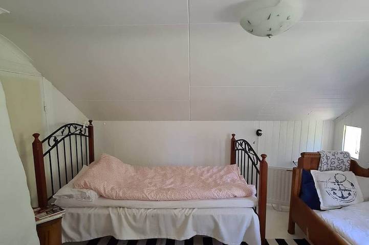 Ferienhaus für 4 Personen, mit Terrasse und Garten in Hjortkvarn - 3