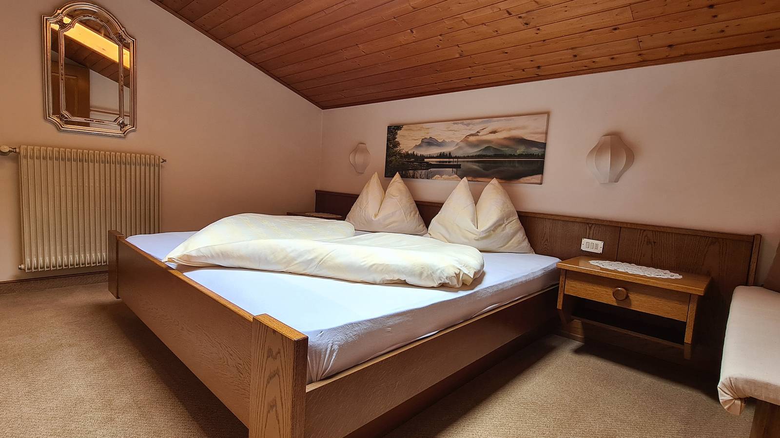 Ganze Wohnung, Ferienwohnung 'Innerhofer - Nordbalkon' mit Bergblick, Gemeinschaftspool und Wi-Fi in Riffian, Texelgruppe