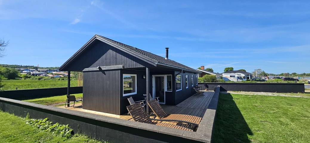 Ferienhaus für 7 Personen, mit Garten und Ausblick sowie Seeblick in Grønninghoved Strand - 2