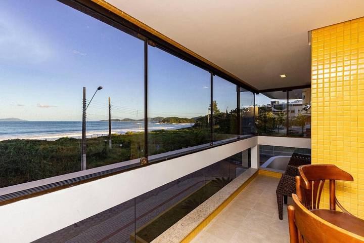 Casas e apartamentos de temporada para 4 pessoas em Bombinhas