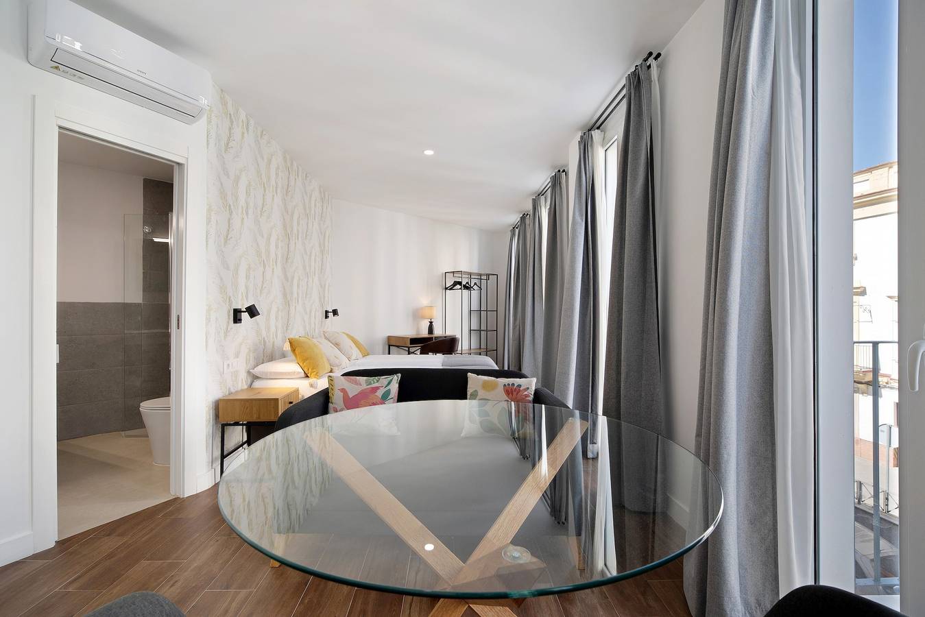 Apartamento inteiro, Apartamento 'Casa Milano 1' com varanda, Wi-Fi e ar condicionado in Jerez de la Frontera, Costa de la luz