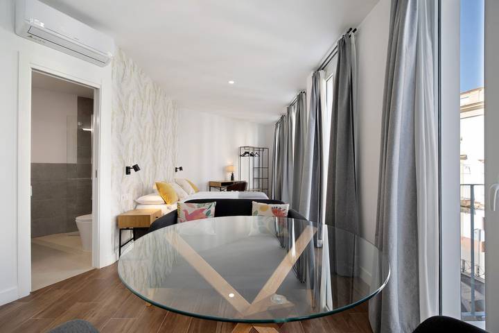 Apartamento entero, Apartamento 'Casa Milano 1' con balcón, Wi-Fi y aire acondicionado in Jerez de la Frontera, Costa de la Luz