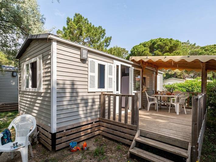 Camping La Palmeraie - Mobilheim 4 personen - Classic | 2 Schlafz. | 4 Pers. | Erhöhte Terrasse in Torreilles, Côte d'Améthyste