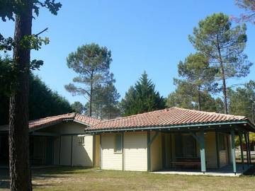 Gîte pour 4 personnes, avec jardin, animaux acceptés à Brocas
