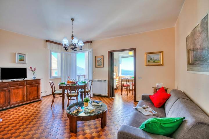 Ferienwohnung für 5 Personen, mit Balkon und Terrasse sowie Seeblick in Comune di Stresa - 3
