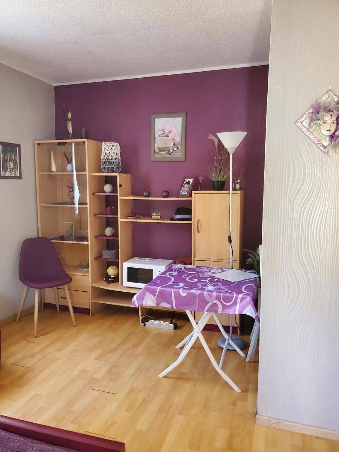 Location de vacances pour 4 personnes, avec jardin ainsi que vue et piscine à Arpaillargues-et-Aureillac - 3