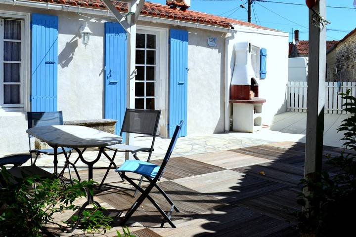 Gîte pour 4 personnes, avec terrasse et jardin - 1