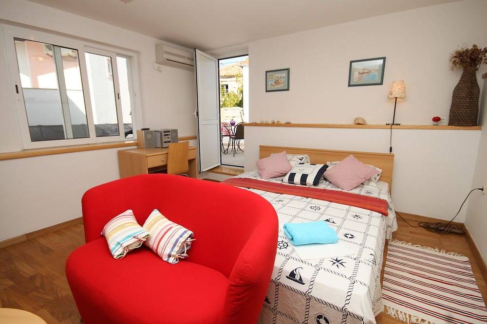 Ferienhaus mit Internet Kukljica, Ugljan (K-8251) in Kukljica, Insel Ugljan