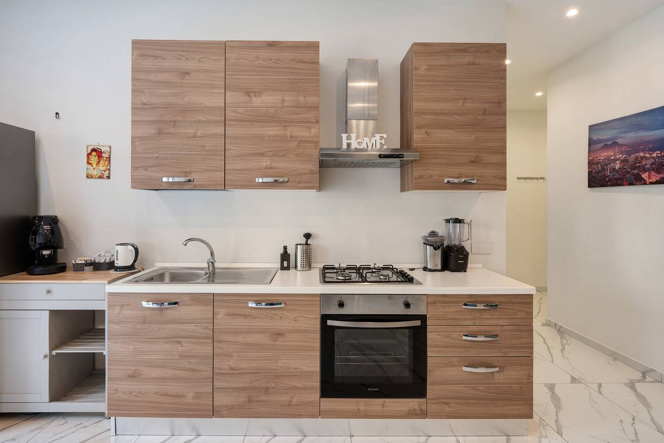 Ganze Wohnung, Ferienwohnung 'Premium - Zona Lungomare' mit Balkon, Wi-Fi und Klimaanlage in Neapel, Neapel Provinz