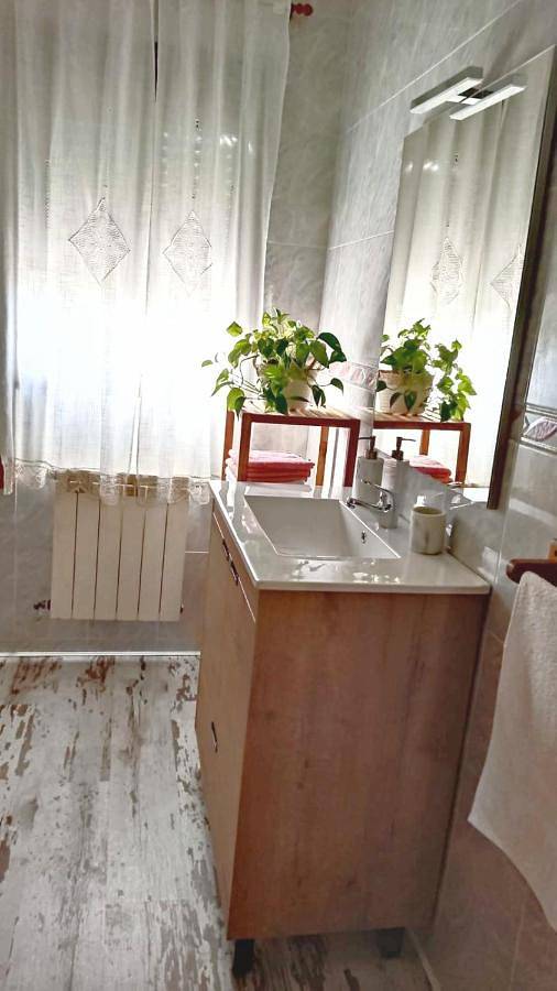 Casa rural para 8 personas, con Balcón y Terraza además de Jardín y Vistas en Sierra de Alcaraz - 3