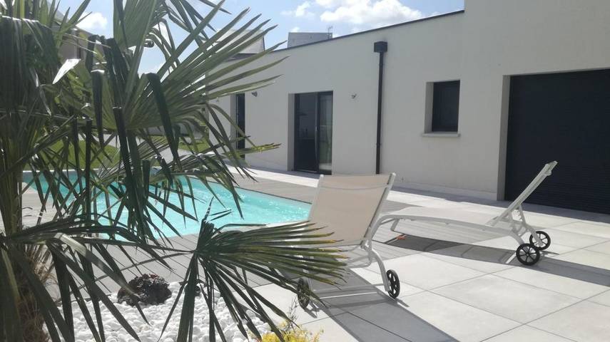 Appartement de vacances pour 2 personnes, avec Terrasse et Jardin ainsi que Piscine et Vue