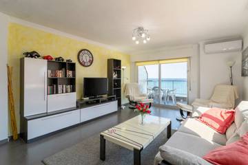 Apartment for 6 People in Las Calas, Torrevieja, Photo 1
