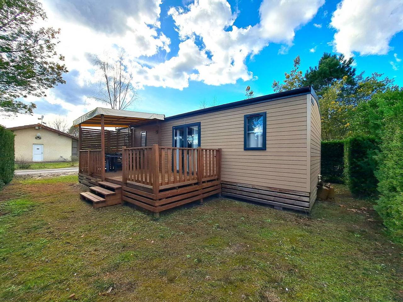 Mobil-home en el corazón de un camping de 5 estrellas in Lit-et-Mixe, Côte d’Argent
