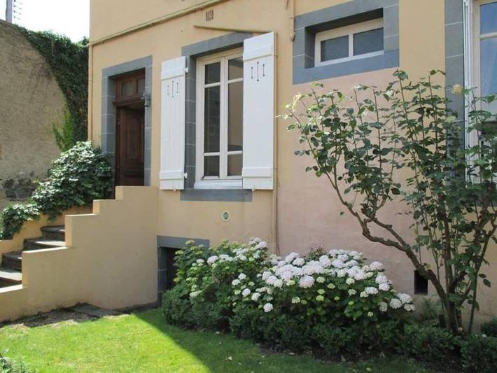 Double Room with Garden View in Clermont-Ferrand, Parc naturel régional des Volcans d'Auvergne
