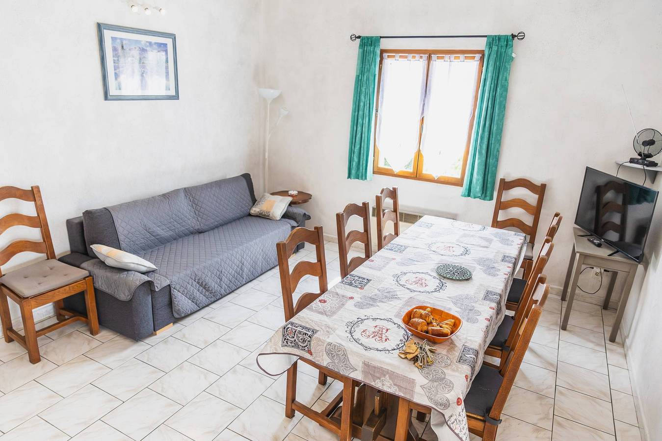 Casa de vacaciones «Le Chêne - La Fontinelle» con vistas a la montaña in Bessas, Ardèche