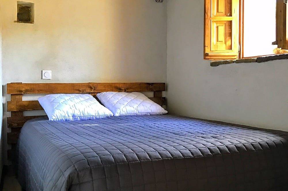 Former “U Fragnu” wine press in Omessa, Région de Corte