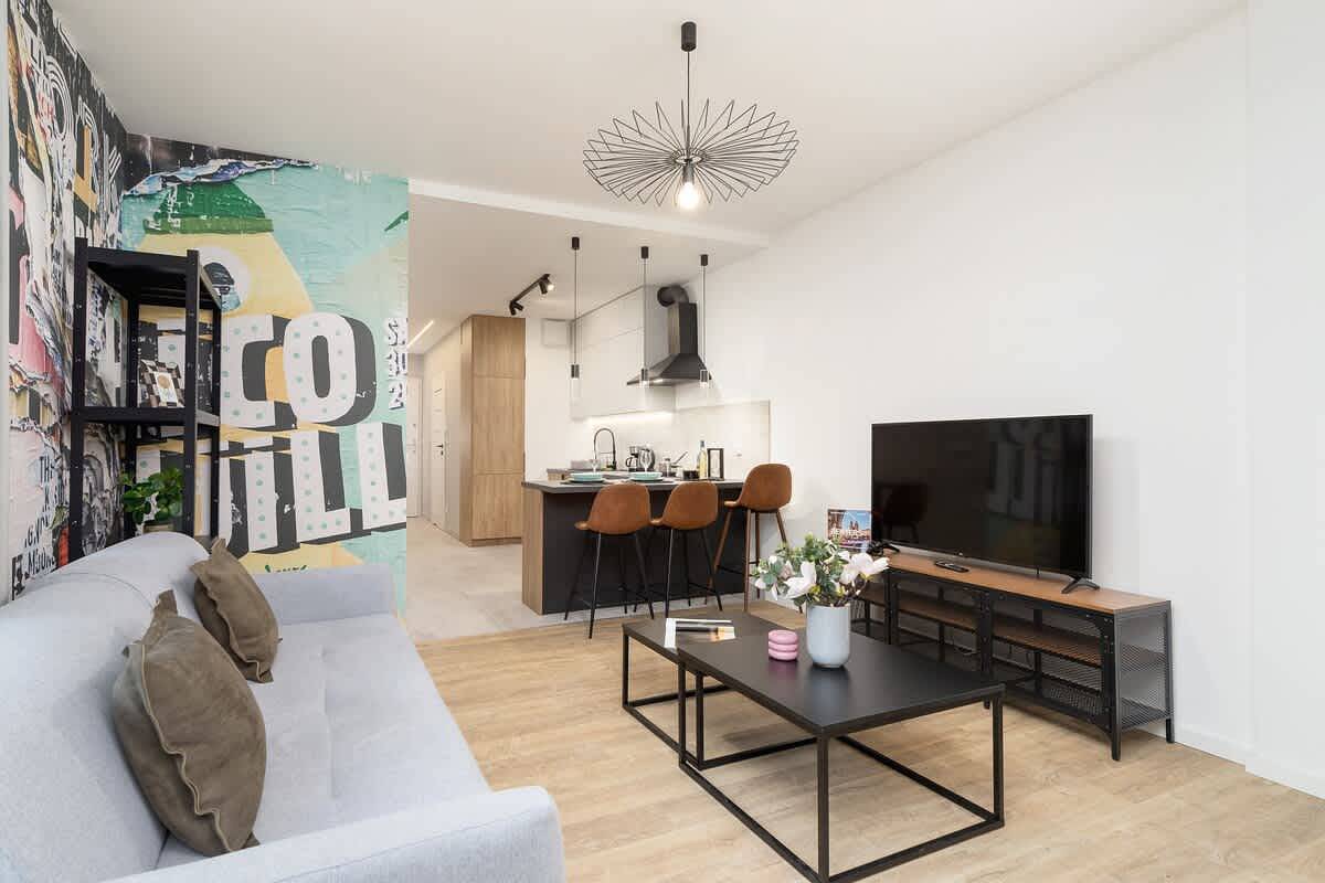 Entire studio, Długosza 4 | Elegant Studio with a Balcony in Cracow, Lesser Poland